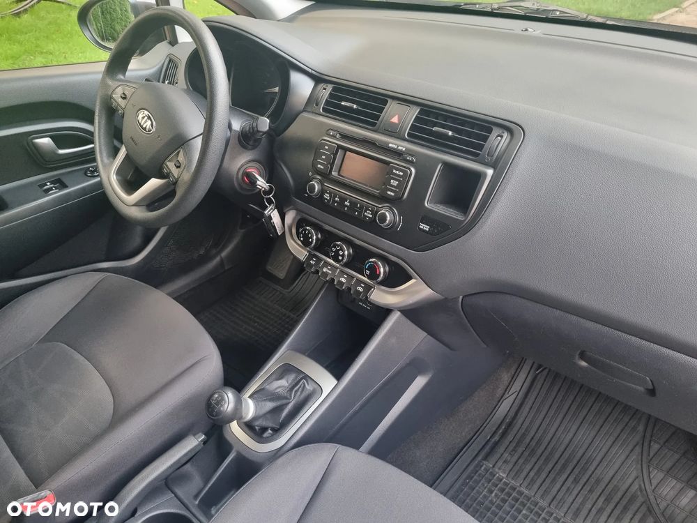Kia Rio 1.2 Dream-Team Edition - 22