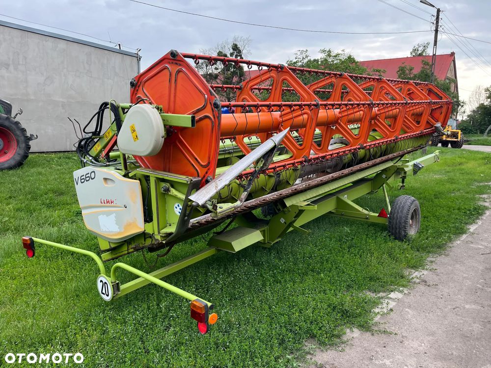 Claas TUCANO 480 - 18