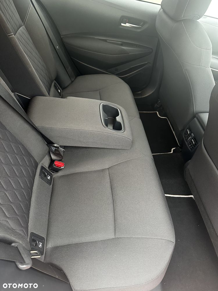 Toyota Corolla 1.8 Hybrid Comfort - 25