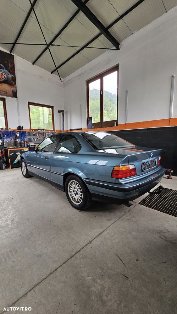 BMW Seria 3 - 1