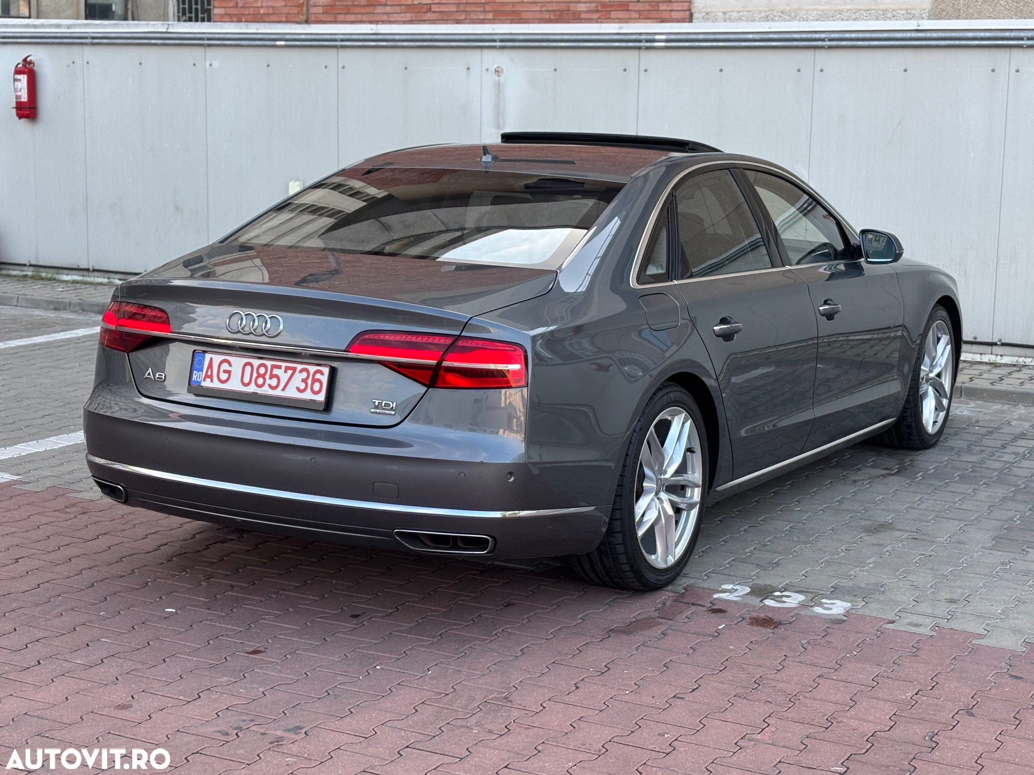 Audi A8 3.0 TDI DPF clean diesel quattro tiptronic - 19