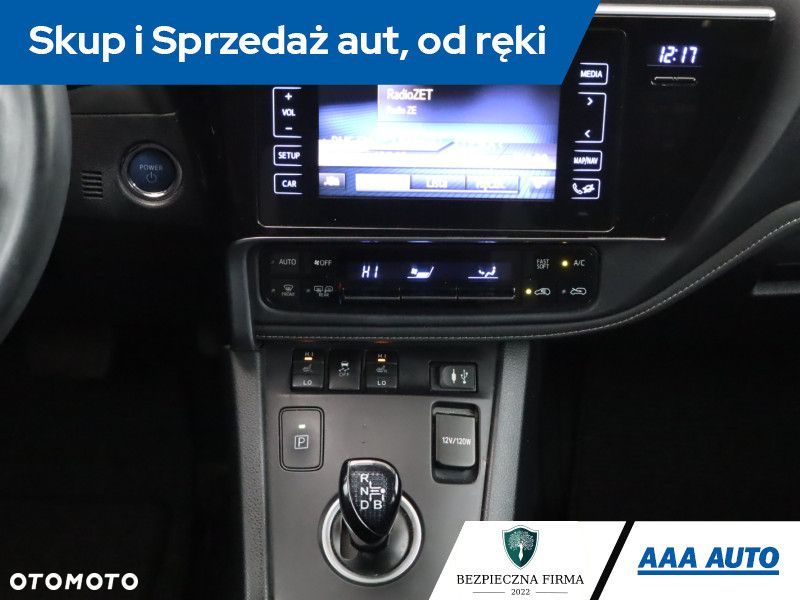 Toyota Auris - 15