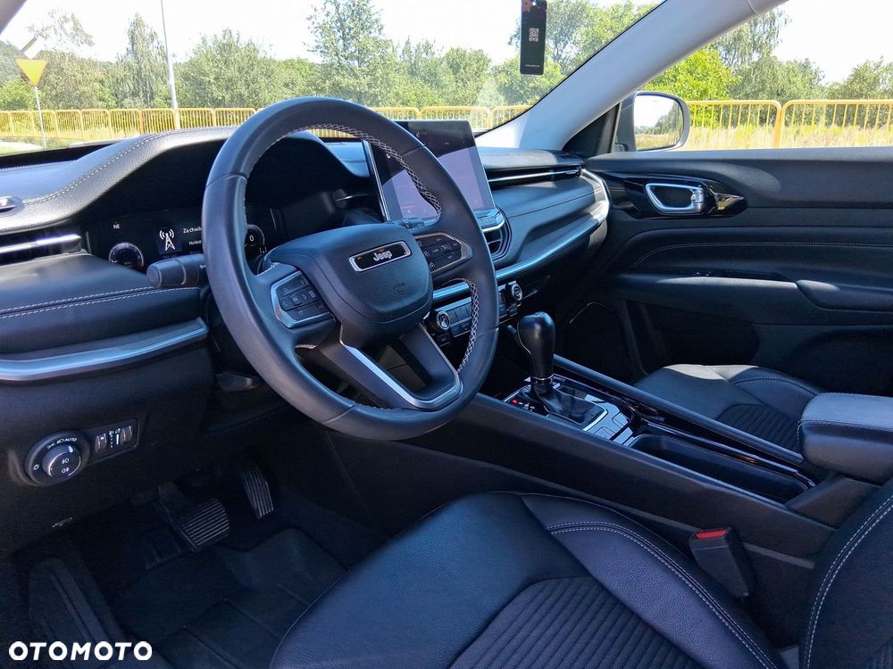 Jeep Compass - 14