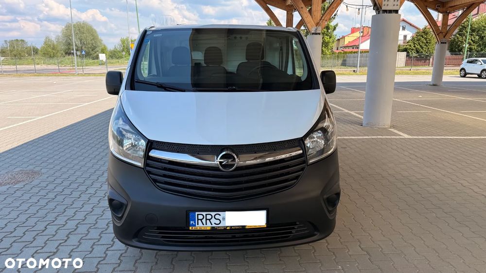 Opel Vivaro Trafic - 10