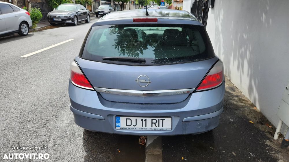 Opel Astra 1.7 CDTi Cosmo - 3