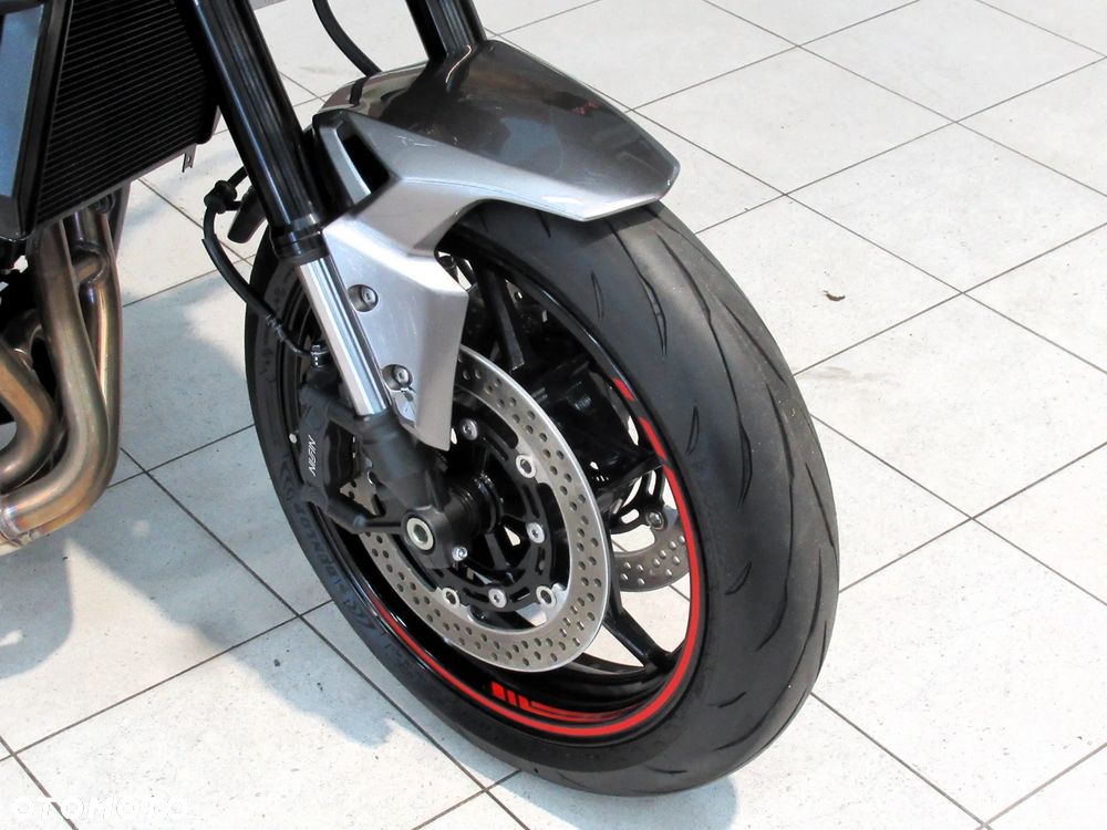 Kawasaki Z 900 - 21