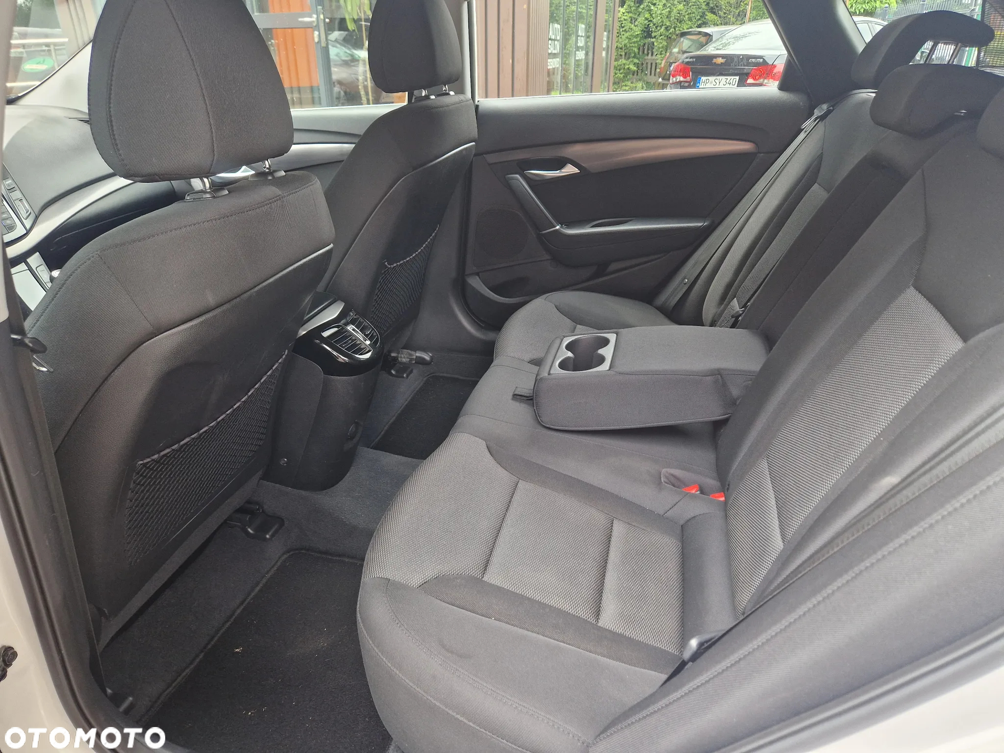 Hyundai i40 Kombi blue 1.6 Family+ - 31