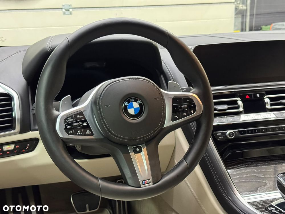 BMW Seria 8 - 13
