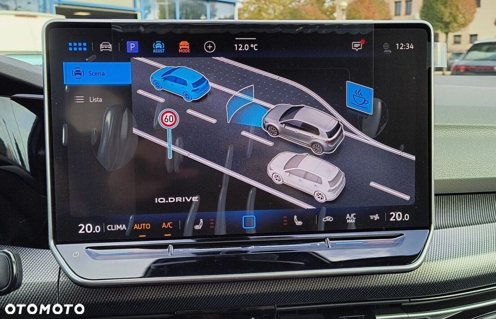 Volkswagen Golf VIII 2.0 TSI 4Motion R DSG - 18