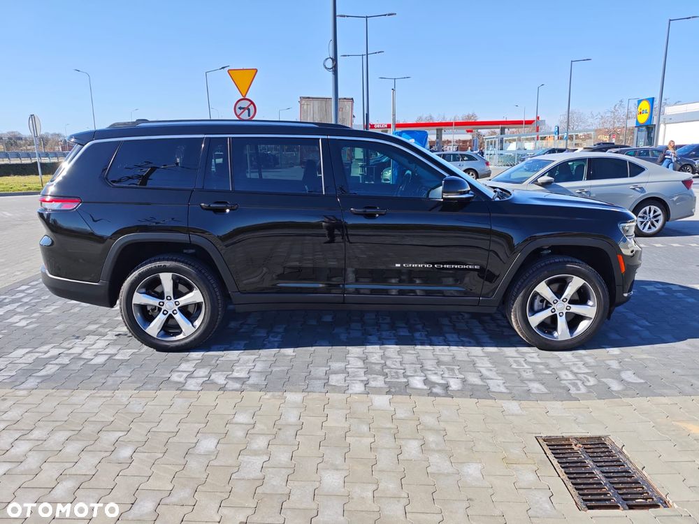Jeep Grand Cherokee - 9