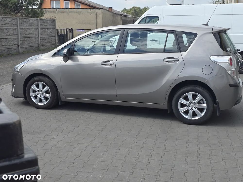 Toyota Verso 1.6 D-4D 5-Sitzer Start/Stop Comfort - 8