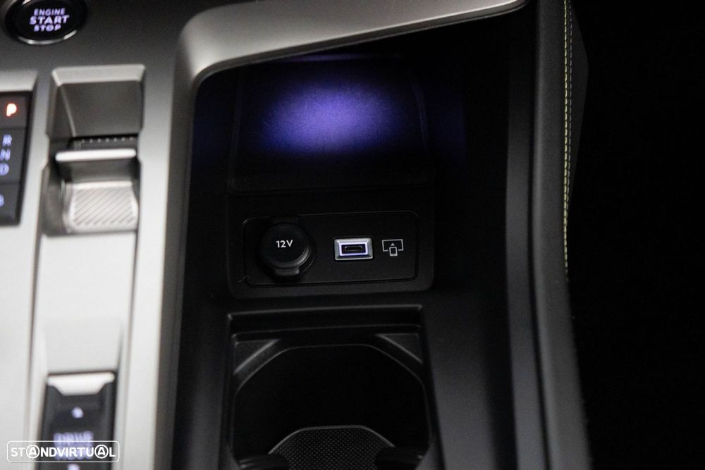 Peugeot 408 1.6 Hybrid GT e-EAT8 - 28