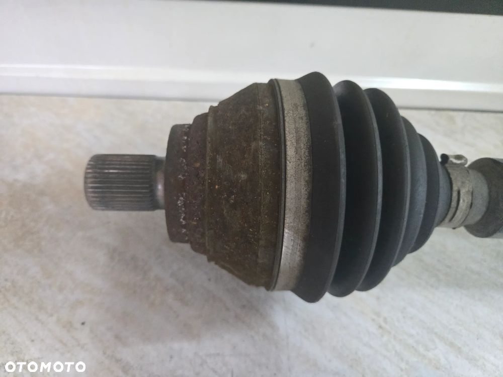 AUDI SEAT SKODA VW  PÓŁOŚ PRAWA 3Q0407272C - 3