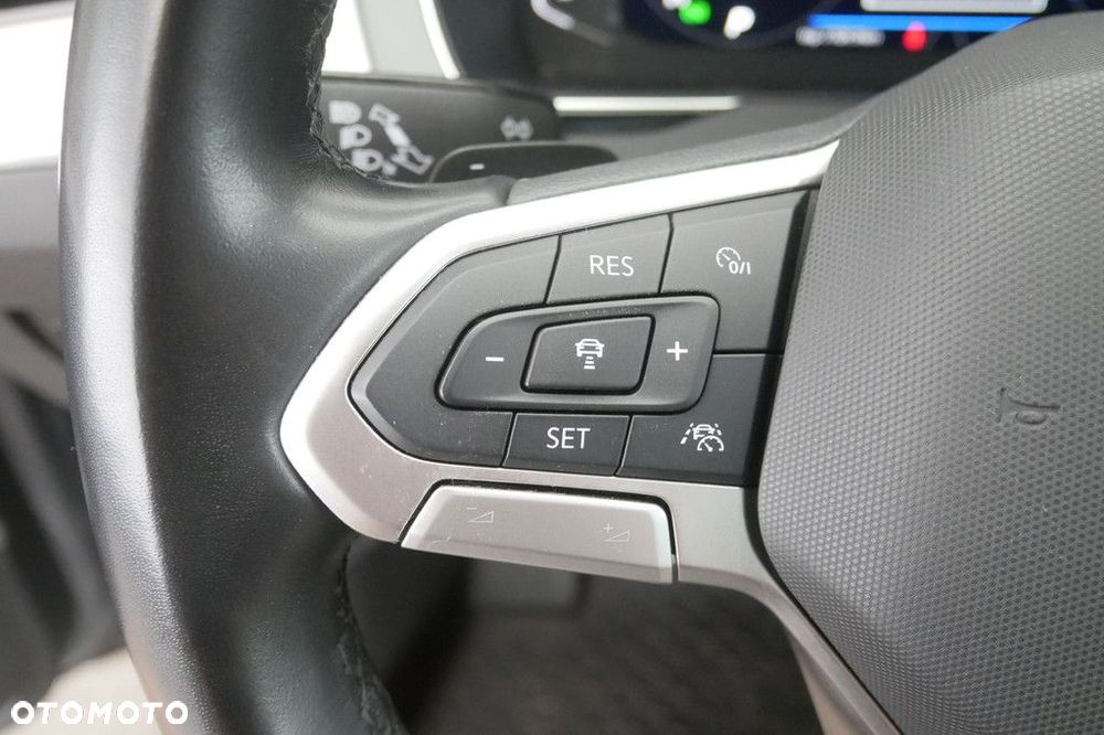 Volkswagen Passat 2.0 TSI Elegance DSG - 28