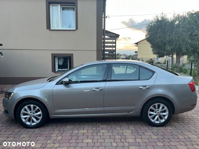 Skoda Octavia 1.5 TSI ACT DSG Style - 7