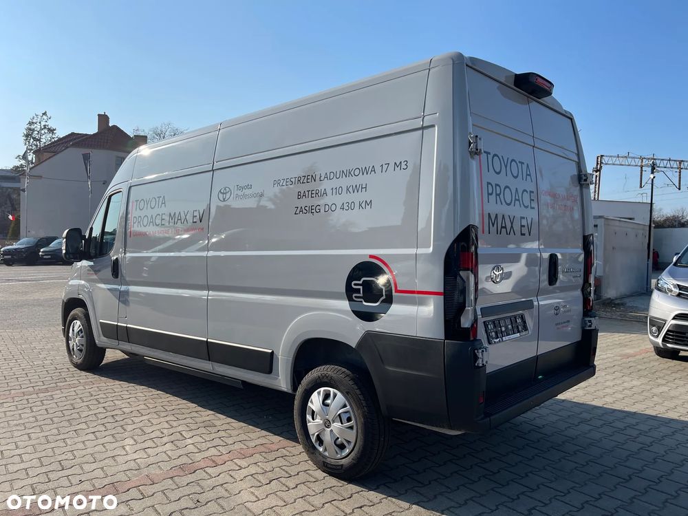 Toyota Proace Max - 8