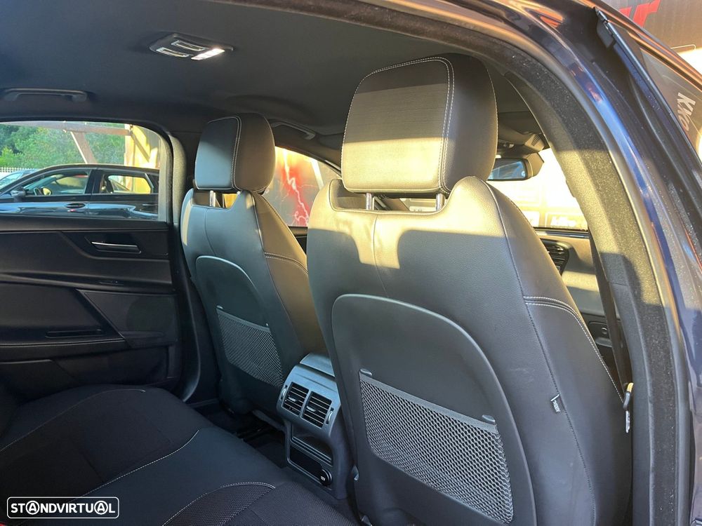 Jaguar XE 2.0 D R-Sport Aut. - 56