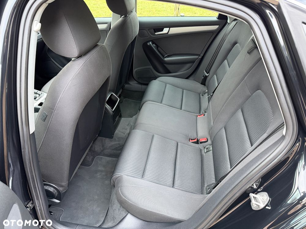 Audi A4 Limousine 2.0 TDI 112g DPF Attraction - 8