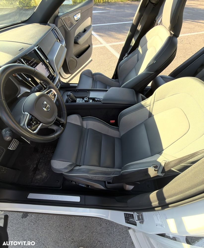 Volvo XC 60 B4 MHEV R-Design - 29