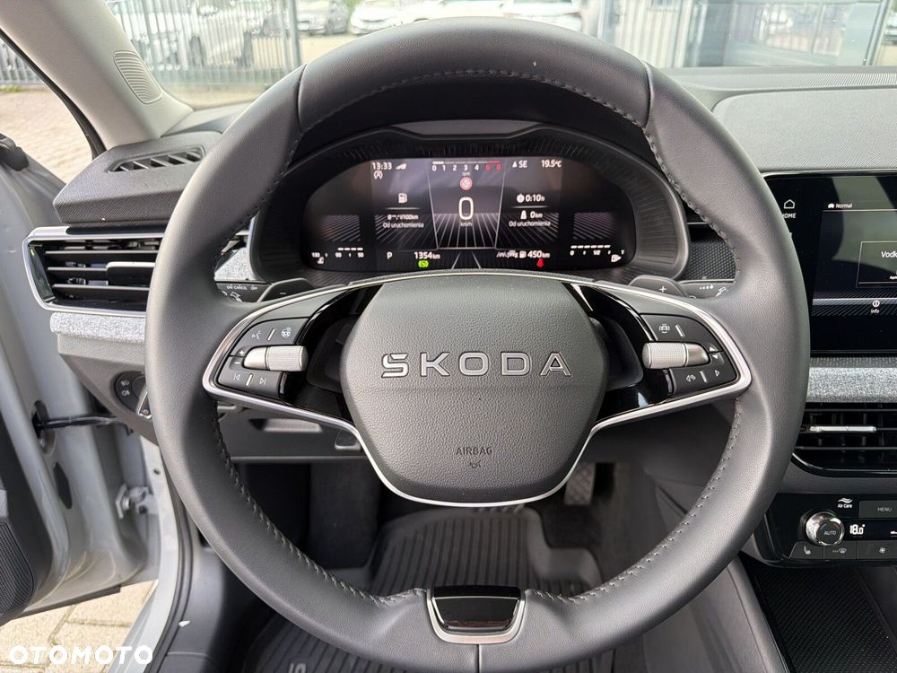 Skoda Scala 1.0 TSI Drive DSG - 25