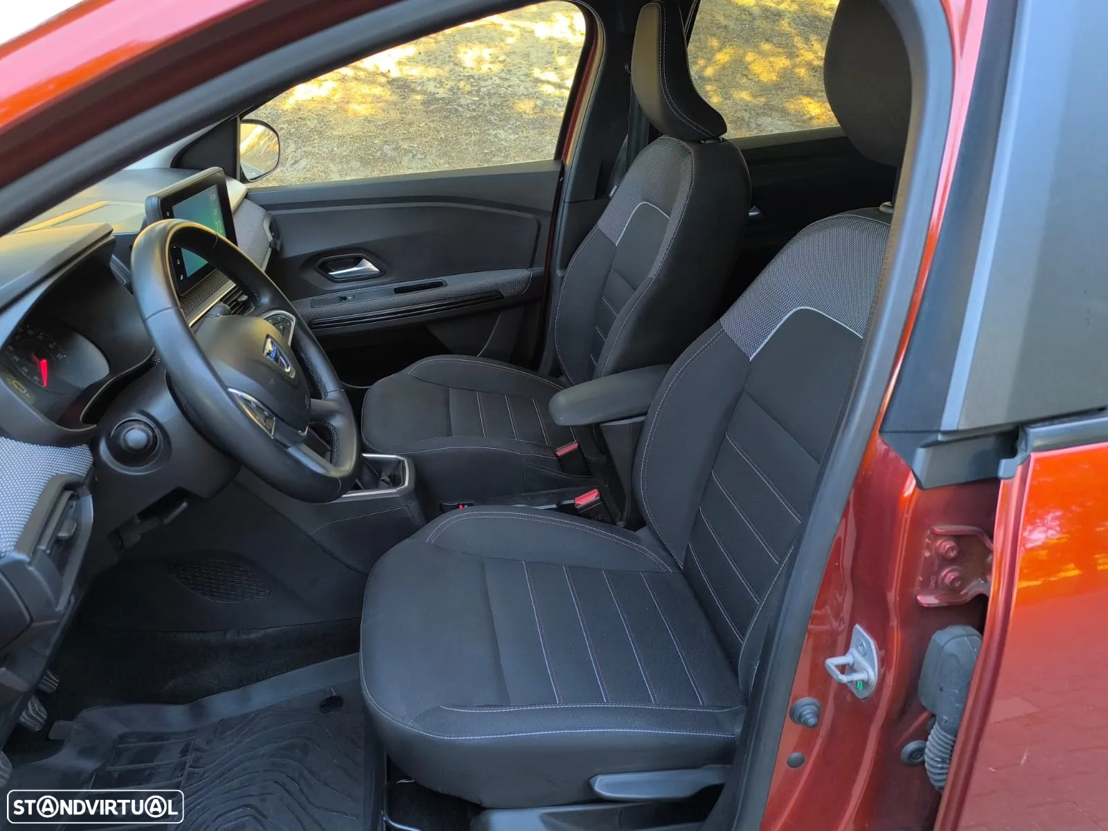 Dacia Jogger 1.0 TCe Extreme 7L - 9