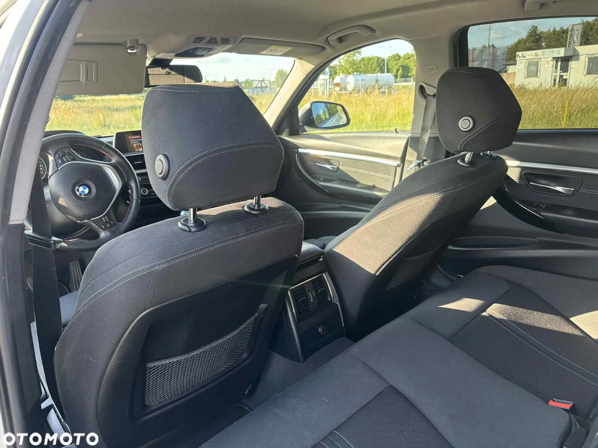 BMW Seria 3 318i Sport Line - 10