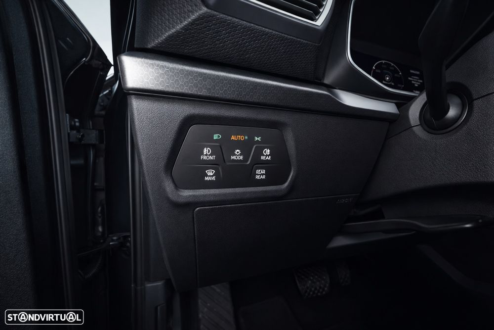 SEAT Leon ST 2.0 TDI DSG Xcellence Plus - 8