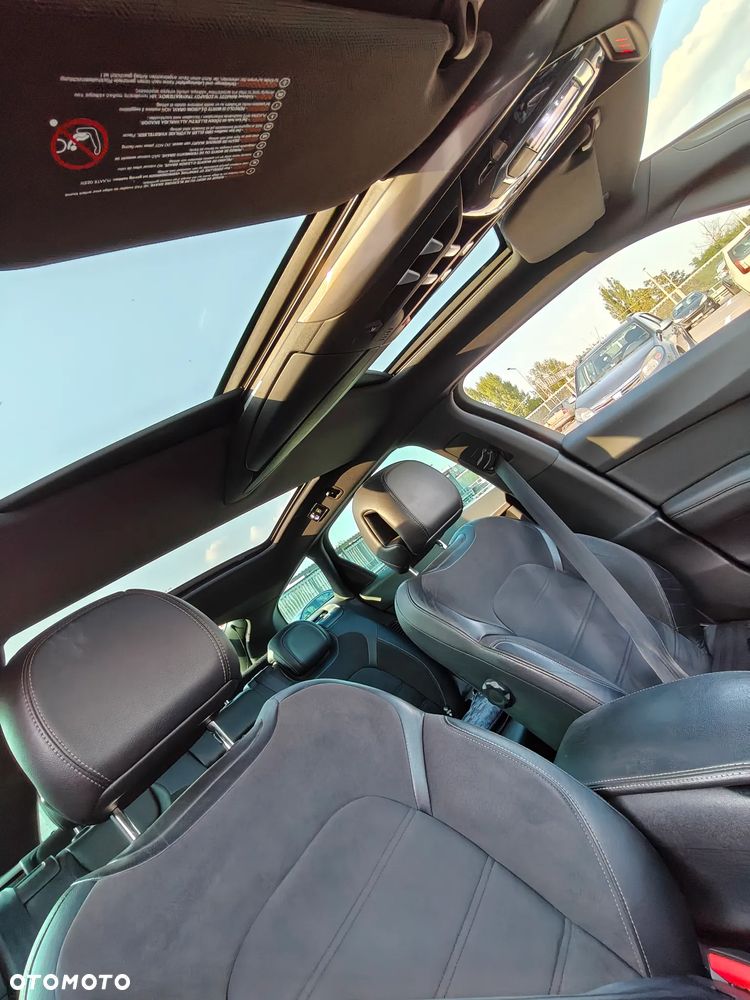 Citroën DS5 HDi 165 SoChic - 13