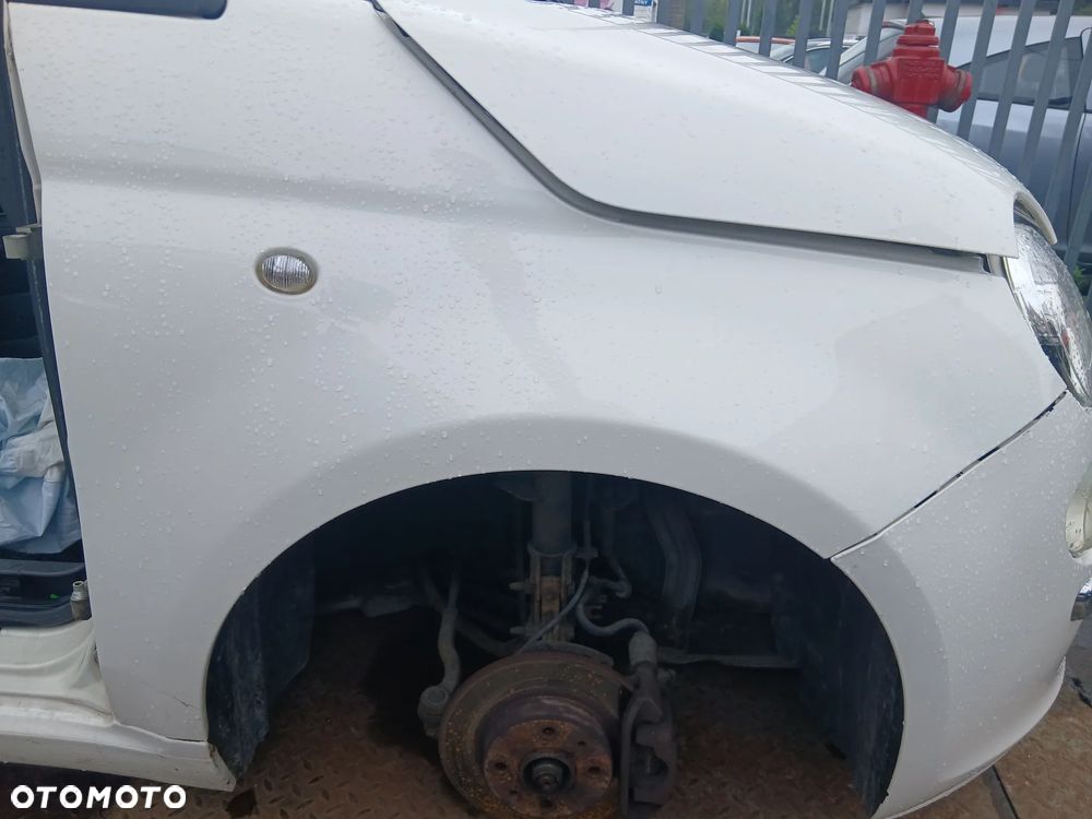 Błotnik Prawy Fiat 500 - 1