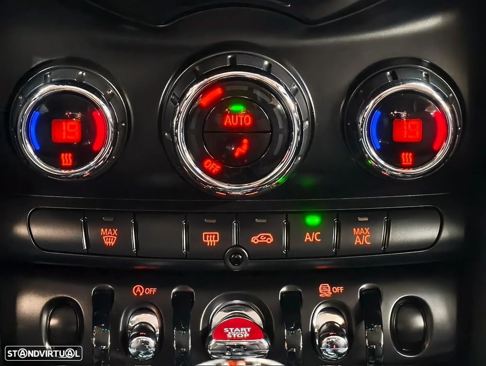 MINI 5 Portas Cooper D - 25