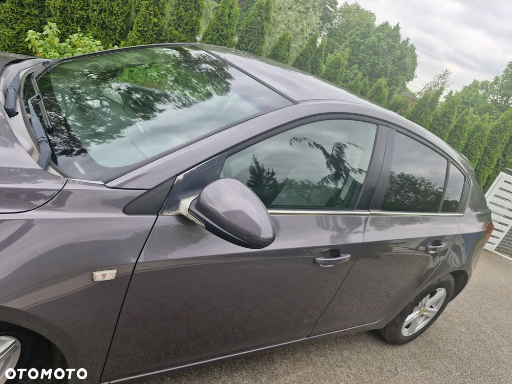 Chevrolet Cruze 1.6 LT+ - 5