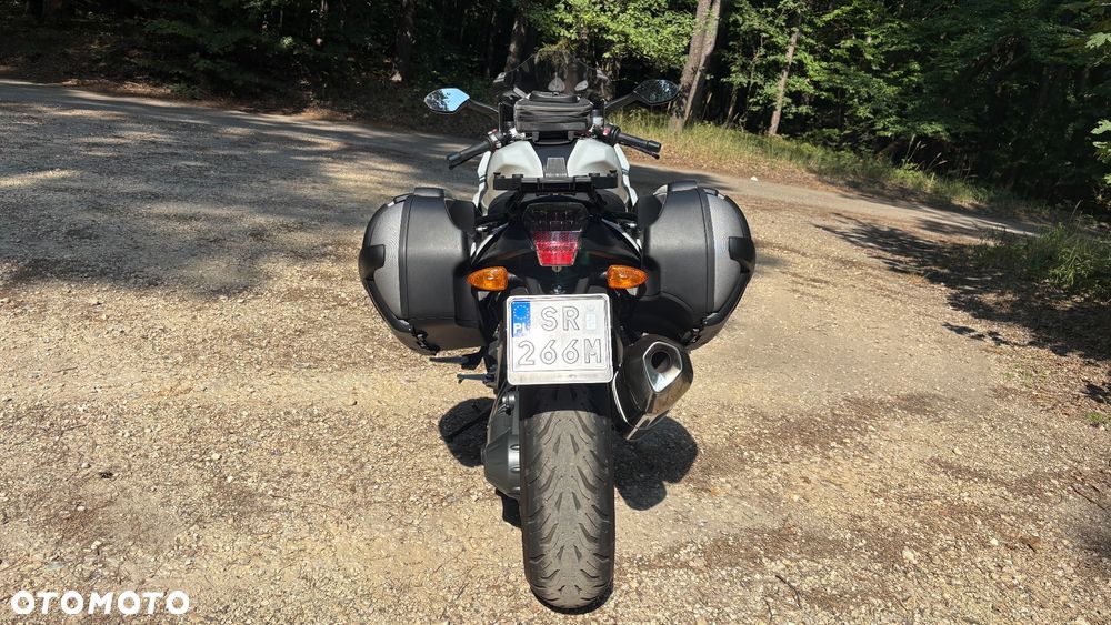 BMW K - 7