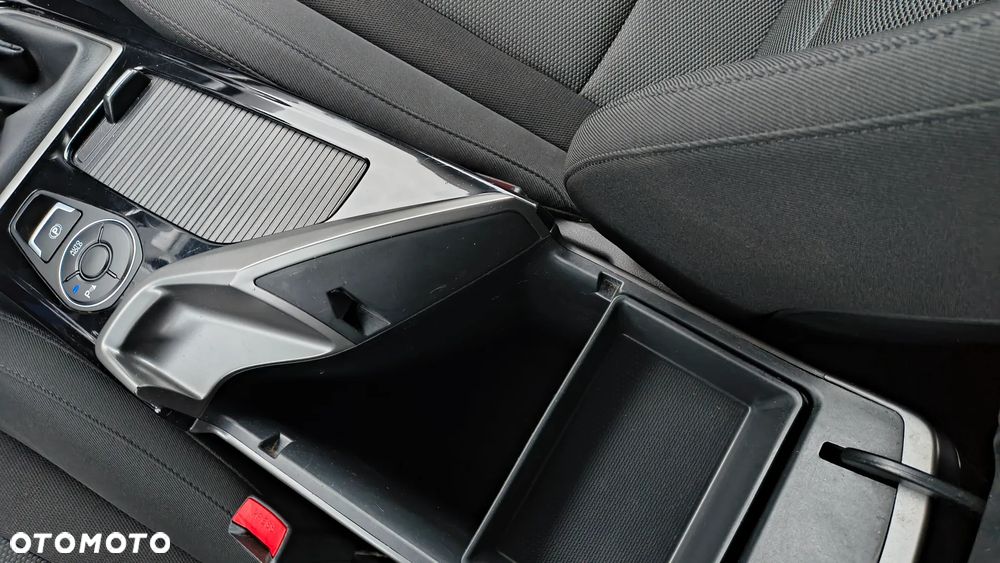 Hyundai i40 i40cw 1.6 Fifa World Cup Edition - 16