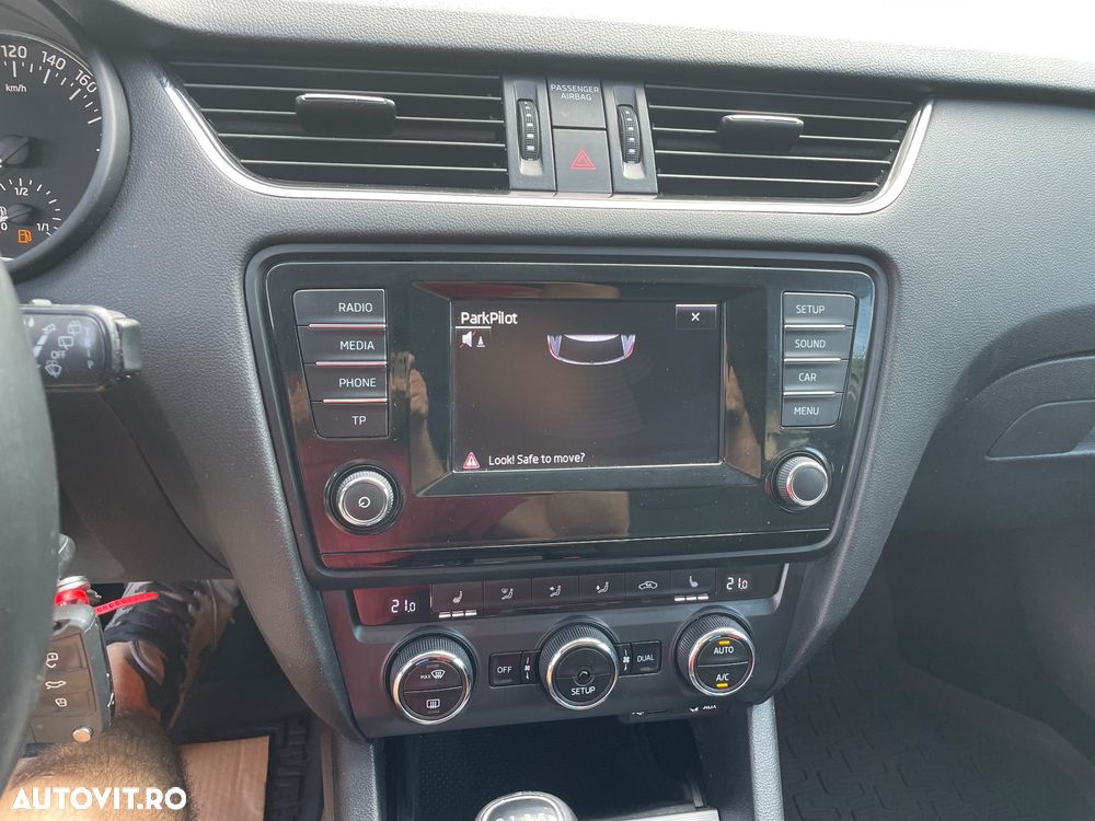 Skoda Octavia - 8