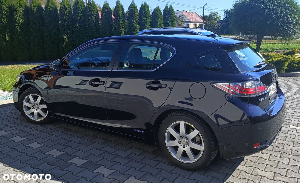 Lexus CT - 14