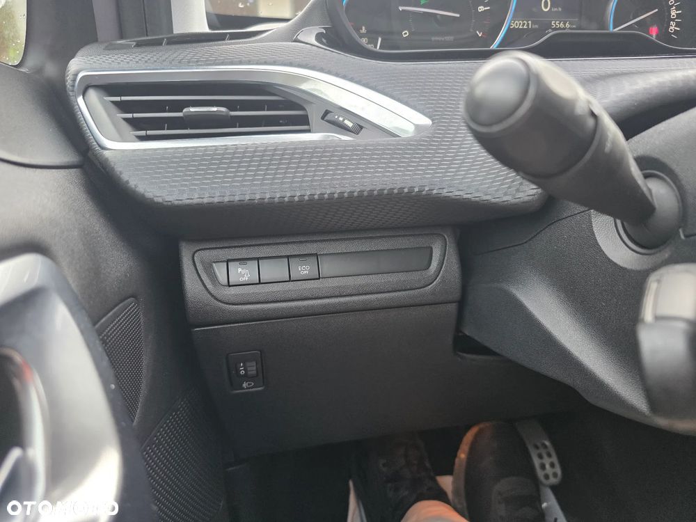 Peugeot 2008 PureTech 130 Stop&Start Crossway - 20