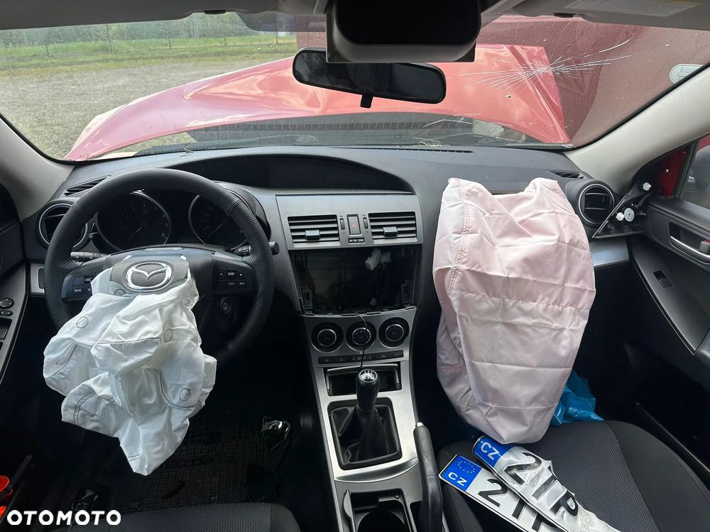 Mazda 3 - 9