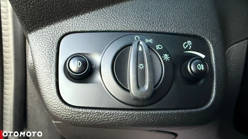 Ford Kuga 2.0 TDCi 4x4 Titanium - 28