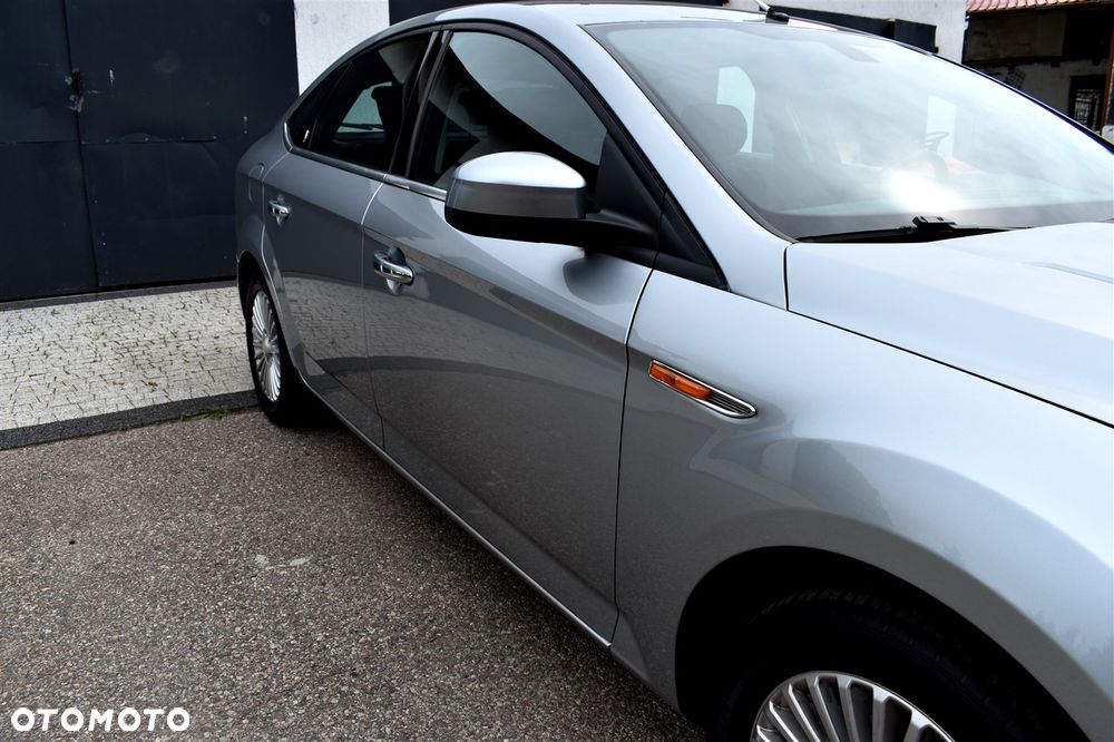 Ford Mondeo 2.0 Ghia X100 / X - 6