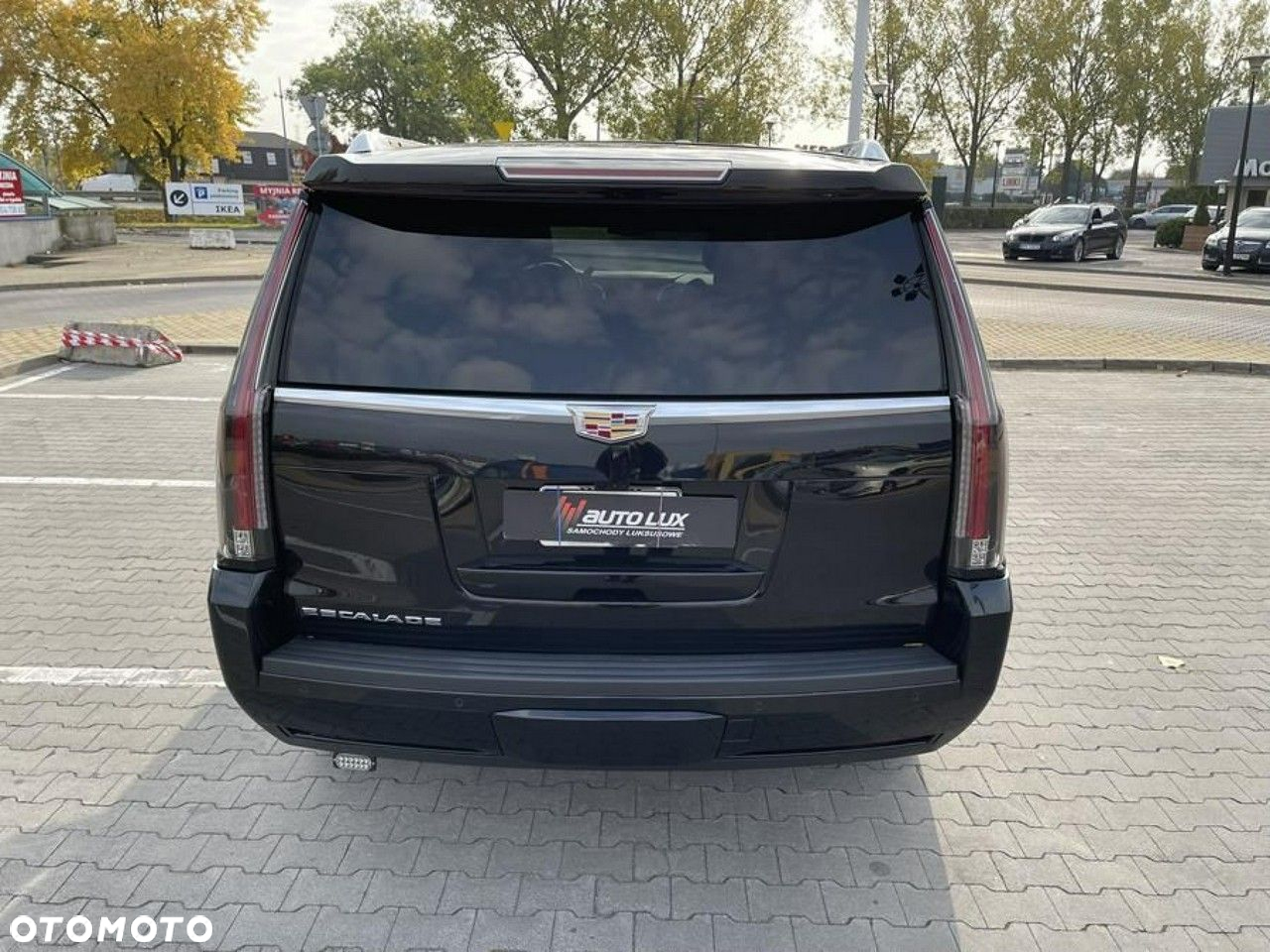 Cadillac Escalade - 19