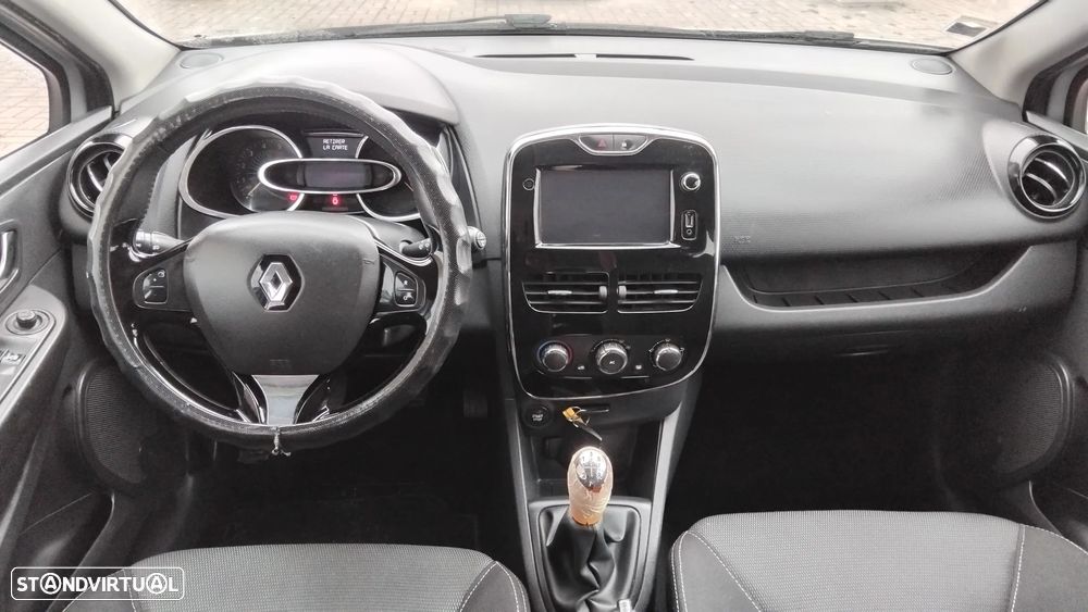 Renault Clio Sport Tourer 1.5 dCi Confort - 13