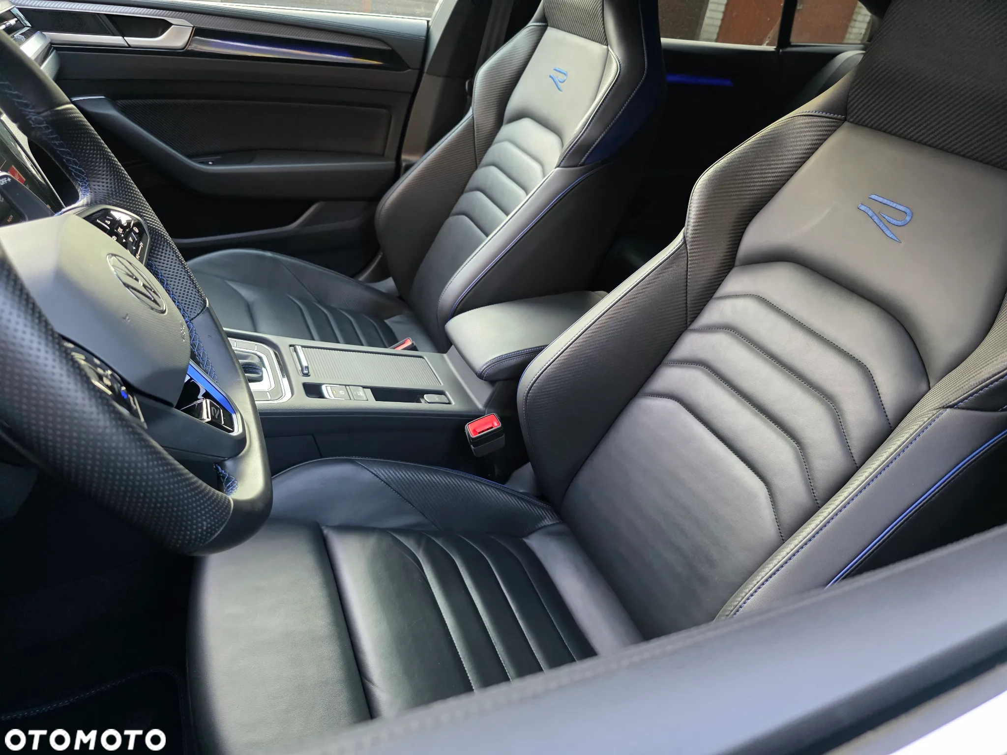 Volkswagen Arteon 2.0 TSI 4Motion R DSG - 8