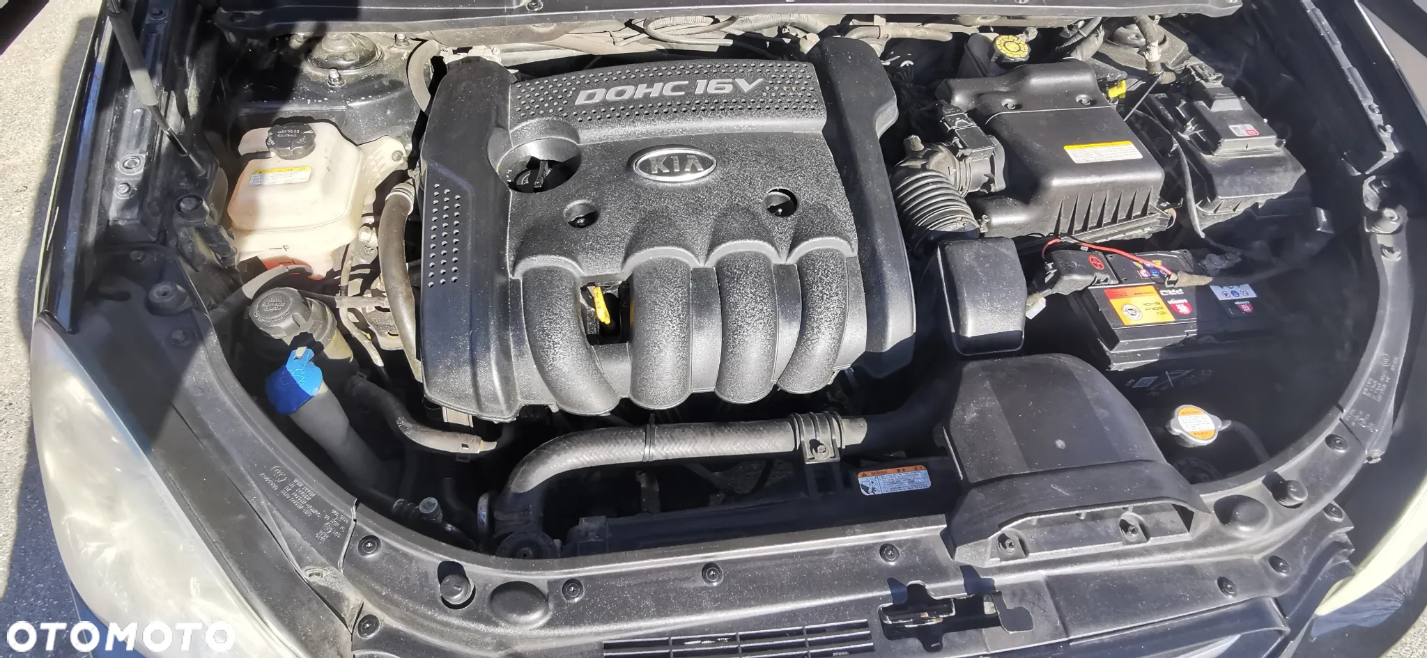 Kia Carens 2.0 CVVT EX - 10