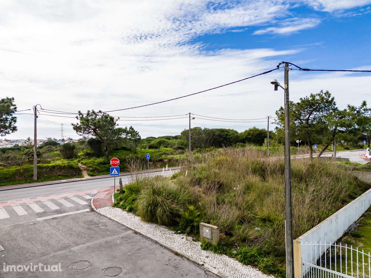 TERRENO URBANO PARA CONSTRUÇÃO | 339M2 | SOBREDA | ALMADA - Grande imagem: 2/27