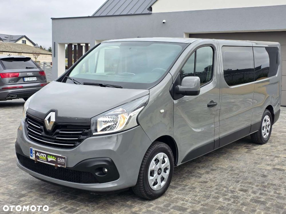 Renault Trafic - 32