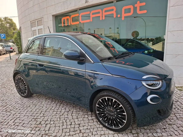 Fiat 500e 42kWh la Prima (by Bocelli)