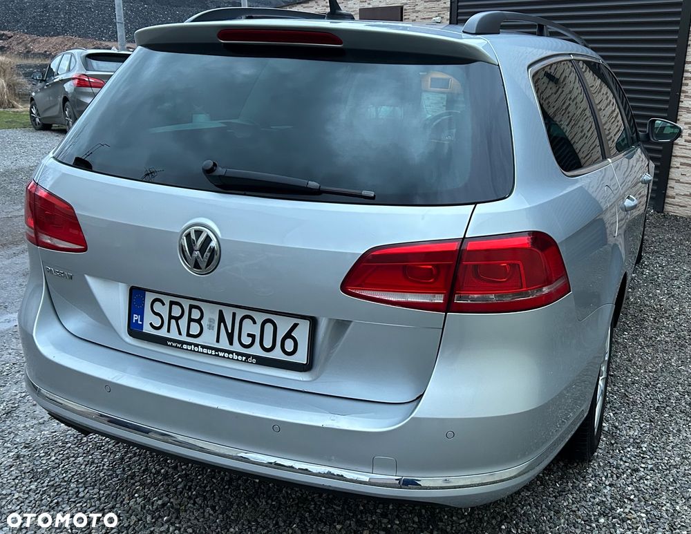 Volkswagen Passat - 12