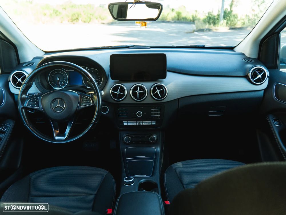 Mercedes-Benz B 180 d Style Aut. - 27