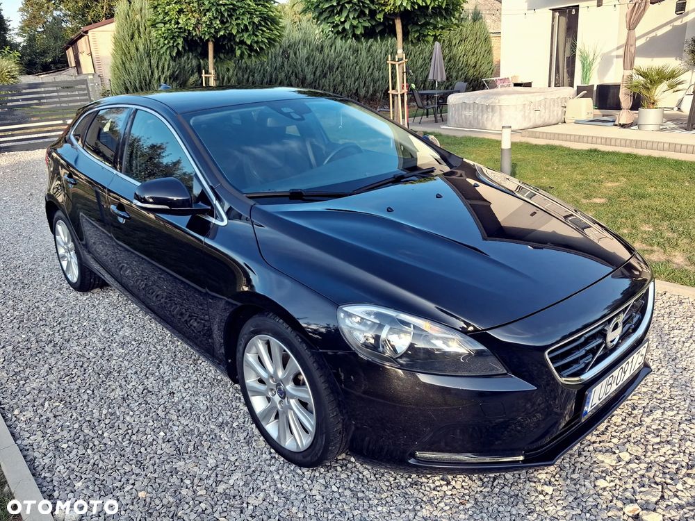 Volvo V40 D2 Momentum - 8