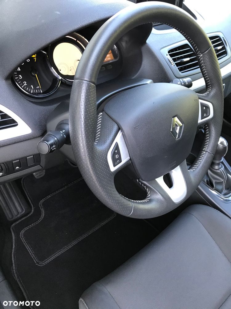 Renault Megane 1.6 16V 110 LIMITED - 20